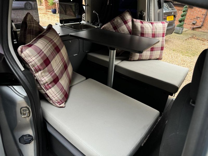 PEUGEOT PARTNER TEPEE