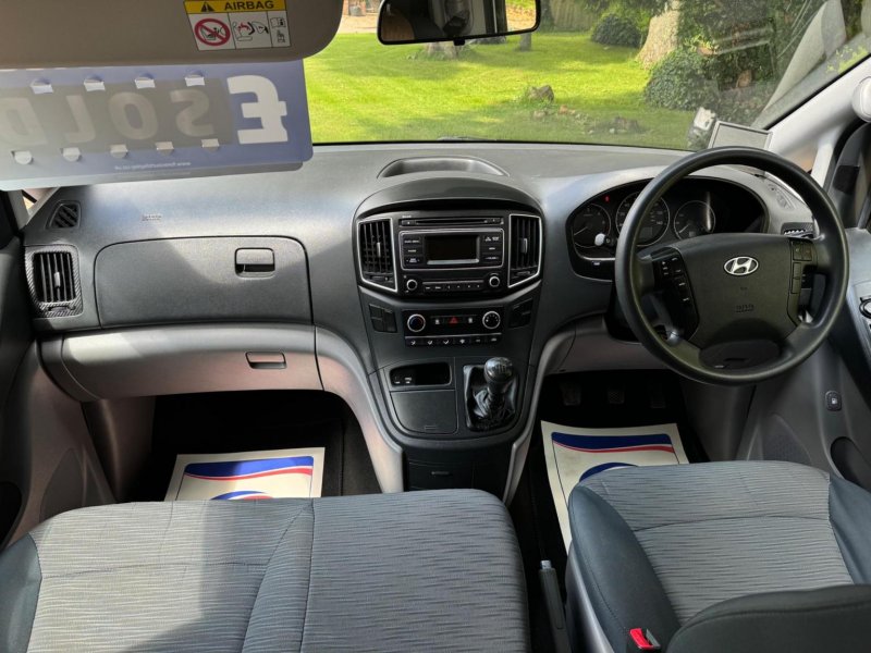 HYUNDAI I800