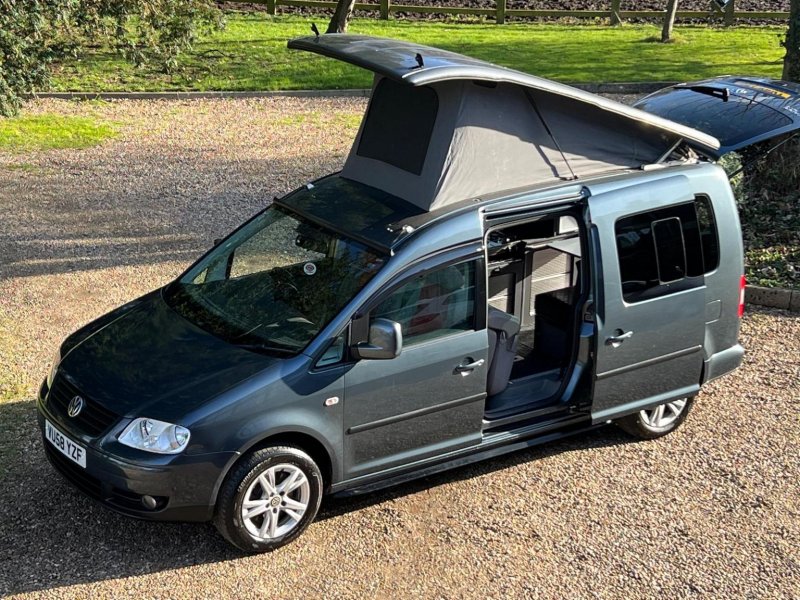 VOLKSWAGEN CADDY