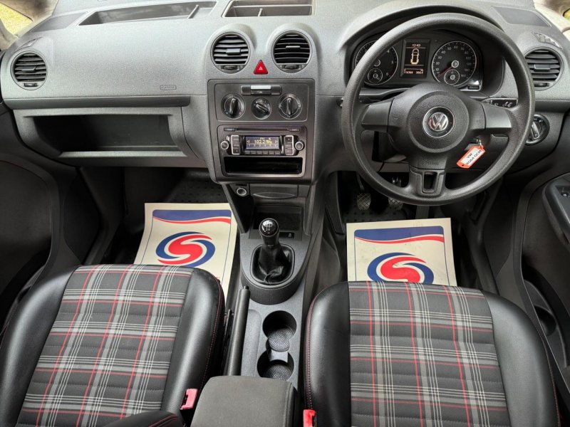 VOLKSWAGEN CADDY