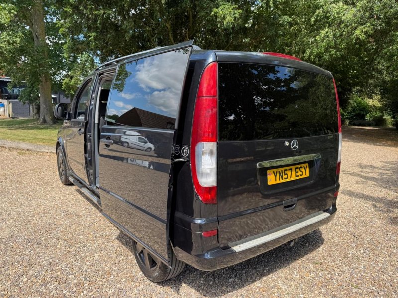 MERCEDES-BENZ VITO