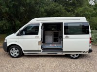 VOLKSWAGEN CAMPERVAN