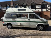 VOLKSWAGEN CAMPERVAN