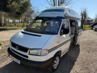 VOLKSWAGEN CAMPERVAN