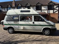 VOLKSWAGEN CAMPERVAN