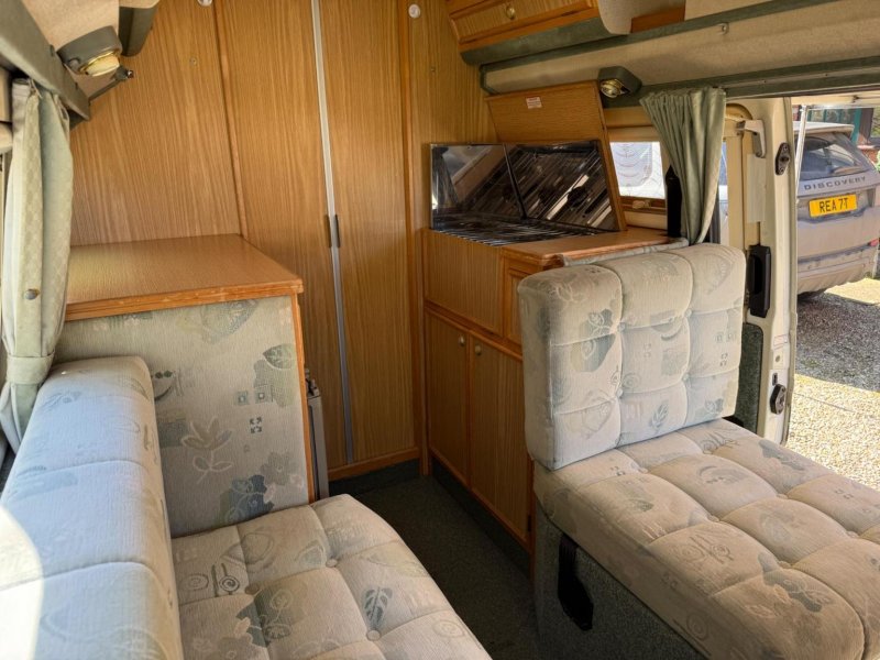 VOLKSWAGEN CAMPERVAN