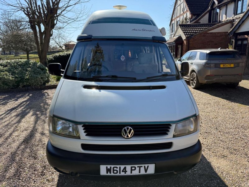 VOLKSWAGEN CAMPERVAN