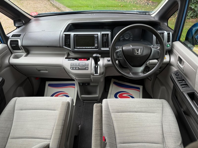 HONDA STEPWAGON