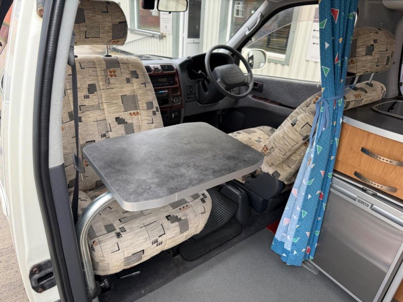TOYOTA GRANVIA