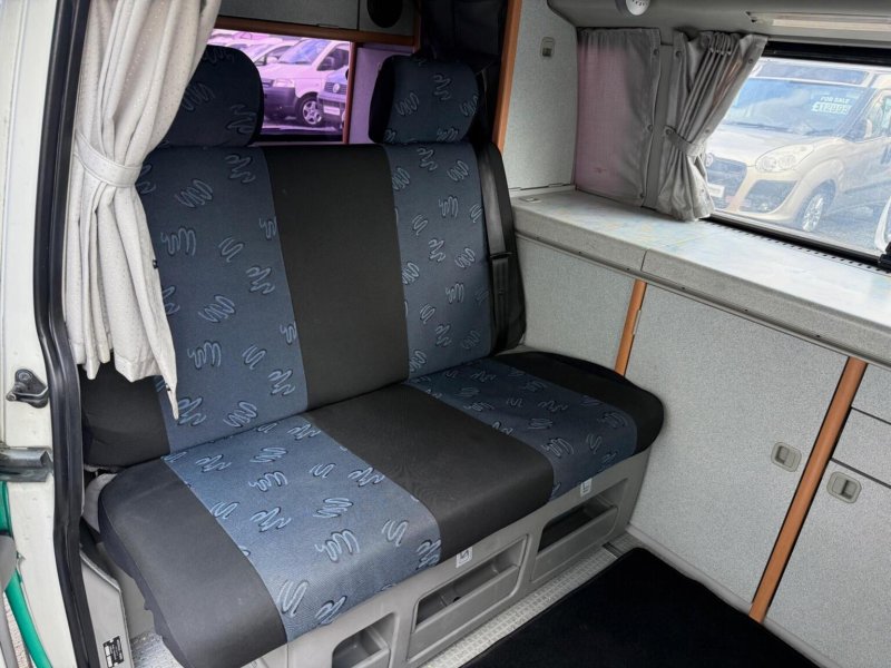 VOLKSWAGEN CAMPERVAN