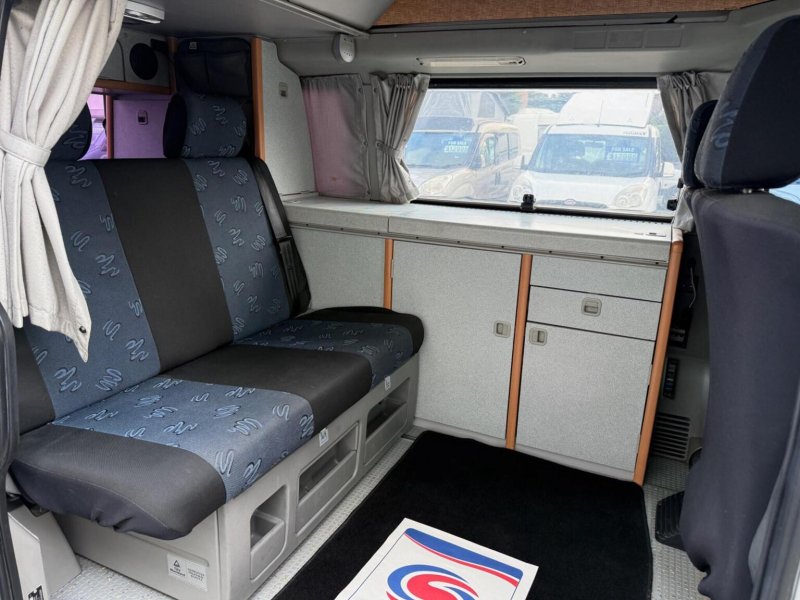 VOLKSWAGEN CAMPERVAN