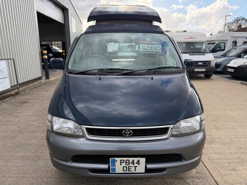 TOYOTA GRANVIA