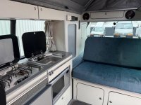VOLKSWAGEN CAMPERVAN